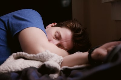 睡眠不足はトレーニングにどう影響する？トレーナーが知っておきたい睡眠と身体の関係の画像